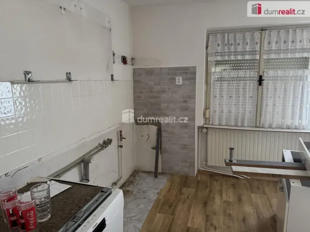 Prodej rodinného domu, Bělčice, Budovatelská, 330 m2