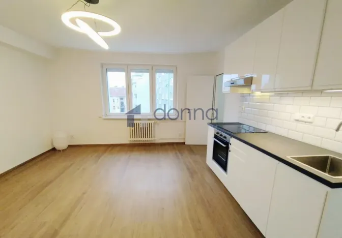 Pronájem bytu 2+kk, Praha, Vrbenského, 40 m2