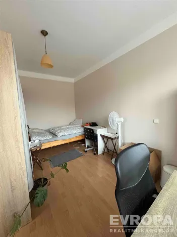 Pronájem bytu 1+1, Kolín - Kolín IV, Školská, 55 m2