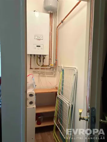 Pronájem bytu 1+1, Kolín - Kolín IV, Školská, 55 m2