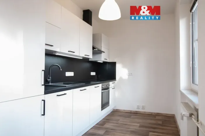 Prodej bytu 2+1, Ostrava - Poruba, Panelová, 51 m2