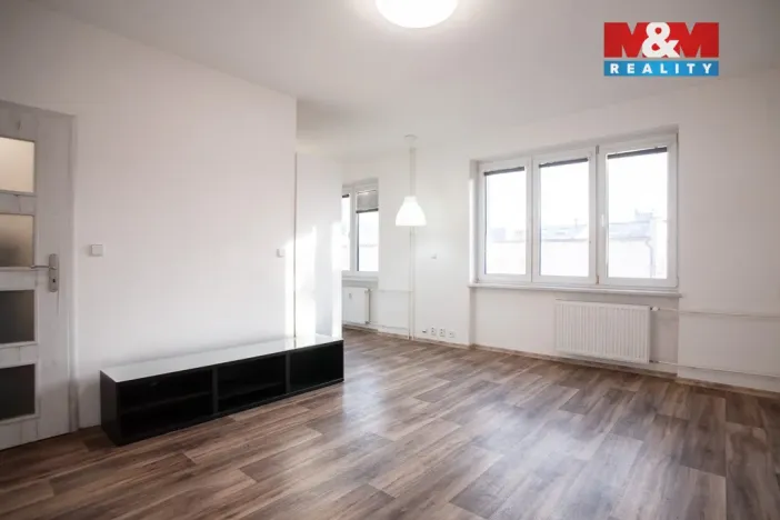 Prodej bytu 2+1, Ostrava - Poruba, Panelová, 51 m2