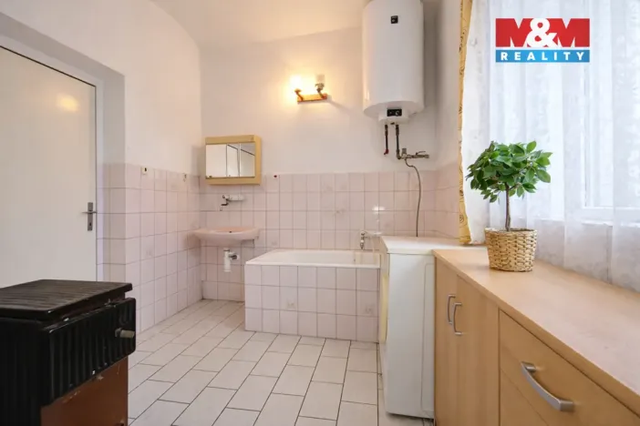 Prodej zemědělské usedlosti, Chlum, 510 m2