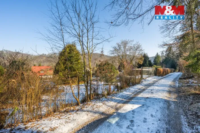 Pronájem chaty, Lštění - Zlenice, Pod lesem, 41 m2