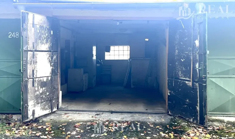 Prodej garáže, Chomutov, Bezručova, 19 m2