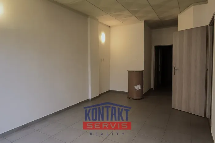 Pronájem obchodního prostoru, Kaplice, Tržní, 142 m2
