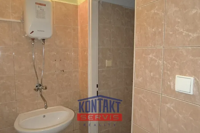 Pronájem obchodního prostoru, Kaplice, Tržní, 142 m2