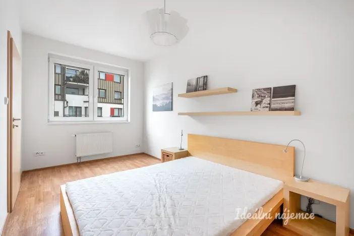 Pronájem bytu 2+kk, Praha - Dolní Měcholupy, Kardausova, 48 m2