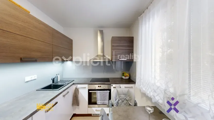 Pronájem bytu 2+1, Zlín, M. Knesla, 56 m2