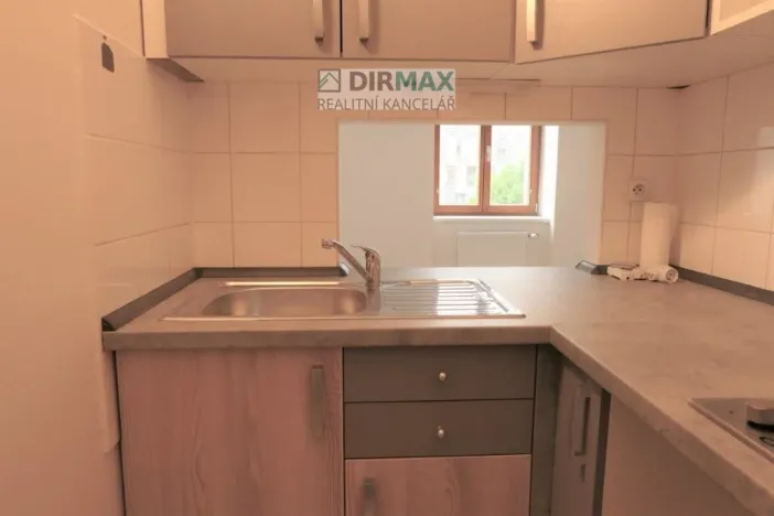 Pronájem bytu 1+kk, Plzeň, Pod Všemi svatými, 25 m2