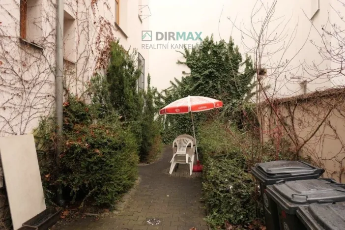 Pronájem bytu 1+kk, Plzeň, Pod Všemi svatými, 25 m2