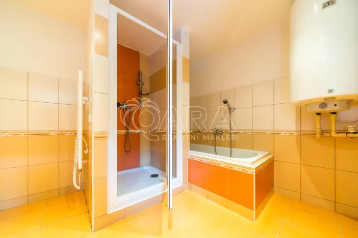 Pronájem rodinného domu, Chrtníky, 75 m2