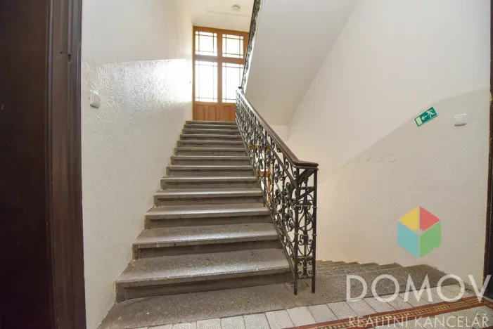 Prodej bytu 1+1, Praha, Vrázova, 33 m2