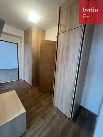 Pronájem bytu 2+1, Krnov - Pod Bezručovým vrchem, 45 m2