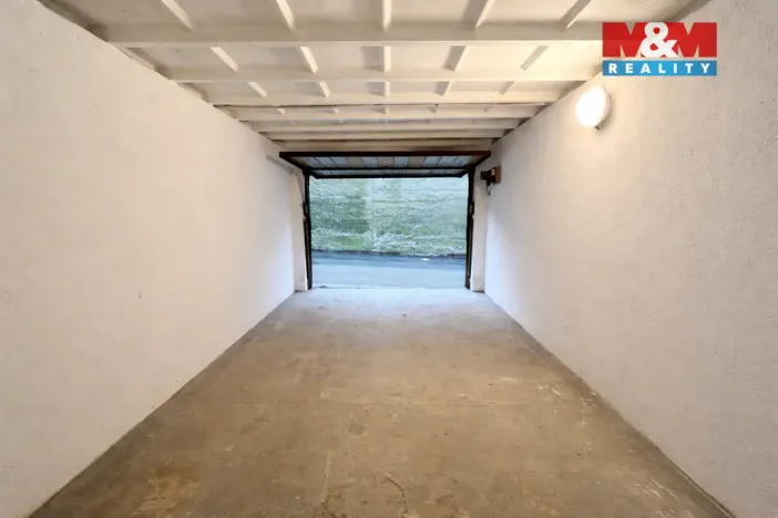 Prodej garáže, Ivančice, Slunečná, 32 m2