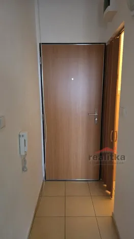 Pronájem bytu 1+kk, Opava - Předměstí, Haškova, 14 m2