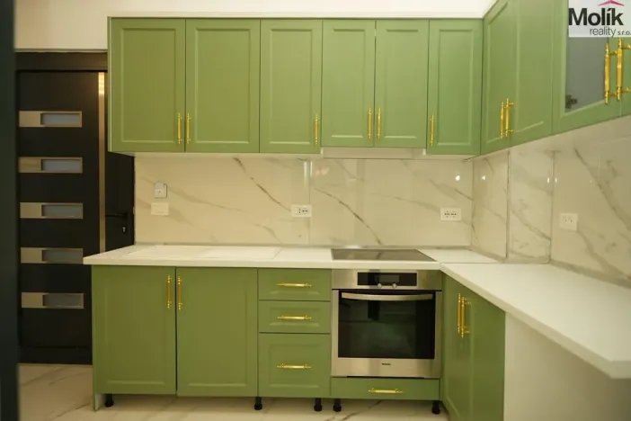 Prodej bytu 1+kk, Drač, 110 m2