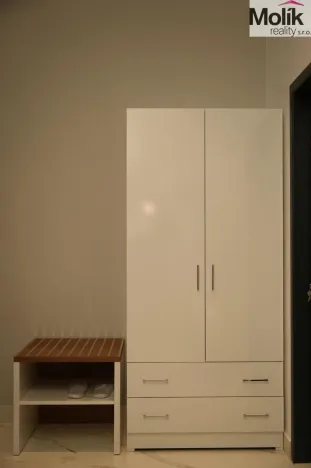 Prodej bytu 1+kk, Drač, 110 m2