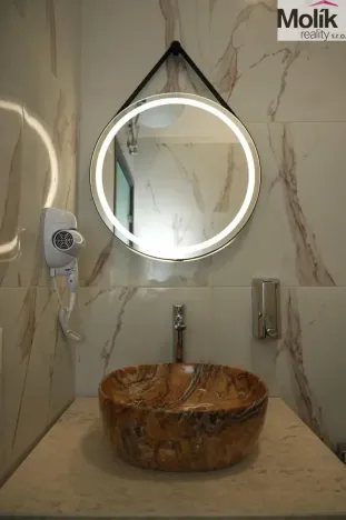 Prodej bytu 1+kk, Drač, 110 m2