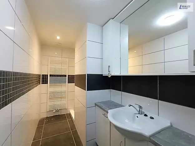 Prodej výrobních prostor, Nečín, 400 m2