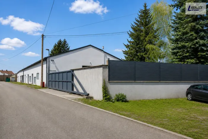 Prodej výrobních prostor, Nečín, 400 m2