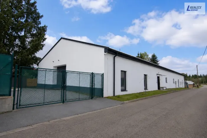 Prodej výrobních prostor, Nečín, 400 m2