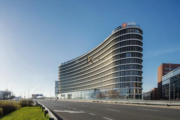 Pronájem kanceláře, Praha, Pikrtova, 351 m2