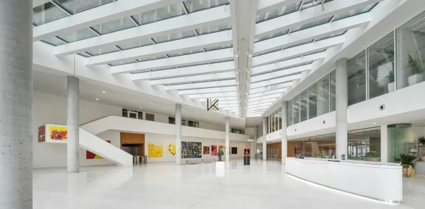 Pronájem kanceláře, Praha, Pikrtova, 351 m2