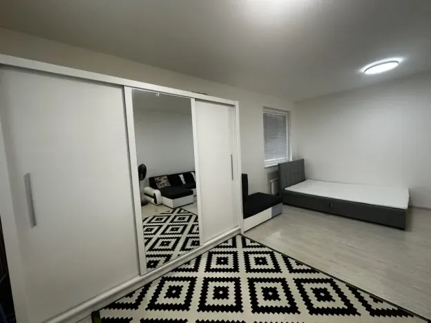 Pronájem bytu 1+kk, Praha - Modřany, Soukalova, 35 m2