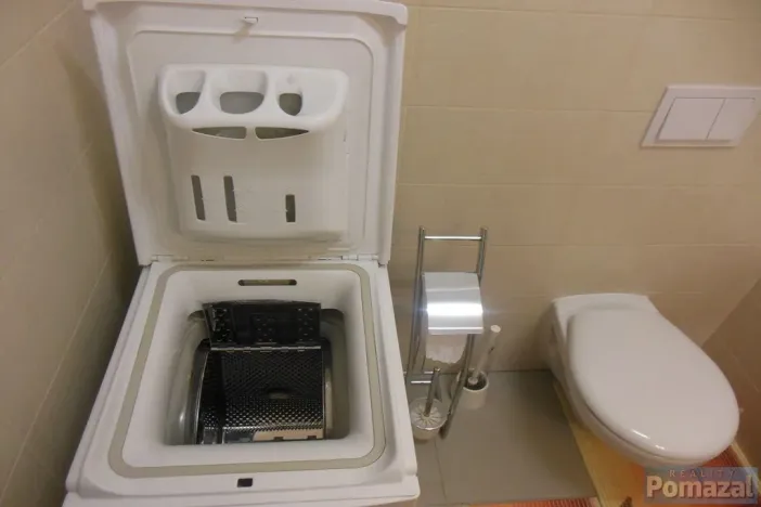 Pronájem bytu 1+kk, Praha - Modřany, Soukalova, 35 m2