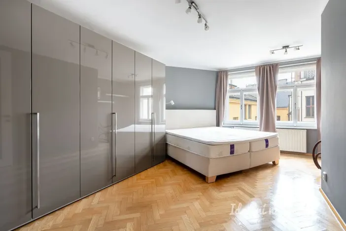 Pronájem bytu 3+kk, Praha - Staré Město, Valentinská, 114 m2