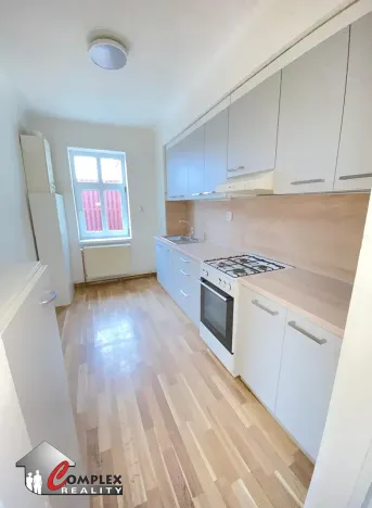 Pronájem bytu 3+1, Jablonec nad Nisou, 28. října, 98 m2