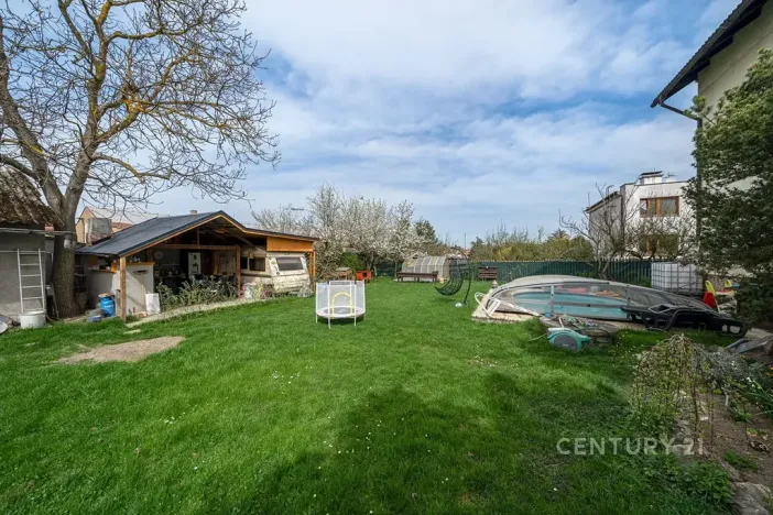 Prodej bytu 4+kk, Unhošť, U Pily, 144 m2