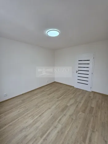 Pronájem bytu 2+1, Chomutov, Sluneční, 51 m2