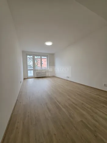 Pronájem bytu 2+1, Chomutov, Sluneční, 51 m2