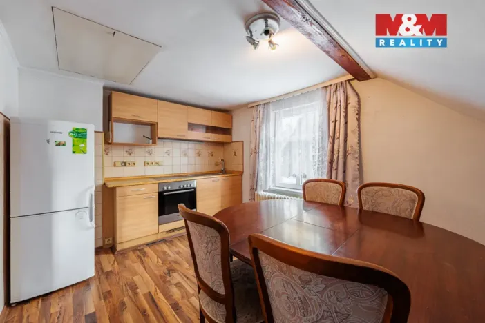 Prodej ubytování, Bečov nad Teplou, Nádražní, 298 m2