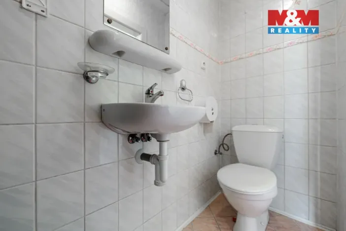 Prodej ubytování, Bečov nad Teplou, Nádražní, 298 m2