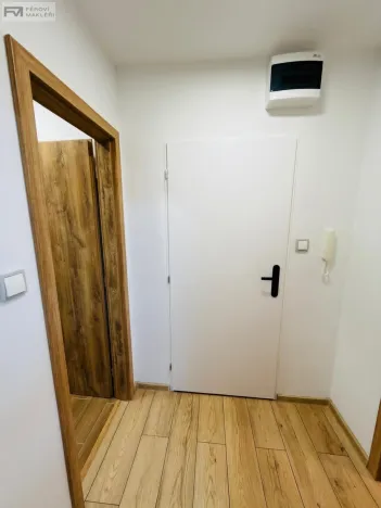 Pronájem bytu 1+1, Frýdek-Místek, Ostravská, 26 m2