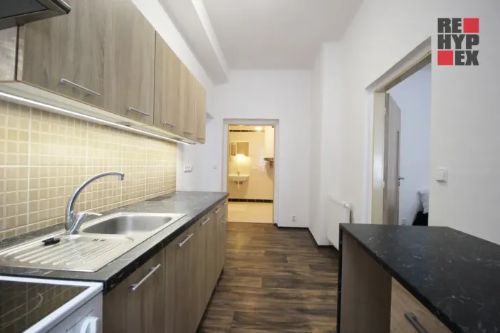 Prodej bytu 2+1, Liberec - Liberec XXXIII-Machnín, Rynoltická, 87 m2