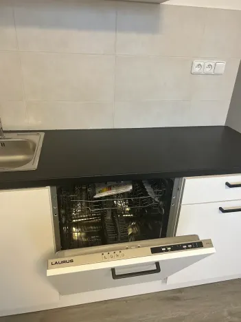 Pronájem bytu 1+1, Plzeň, Komenského, 36 m2