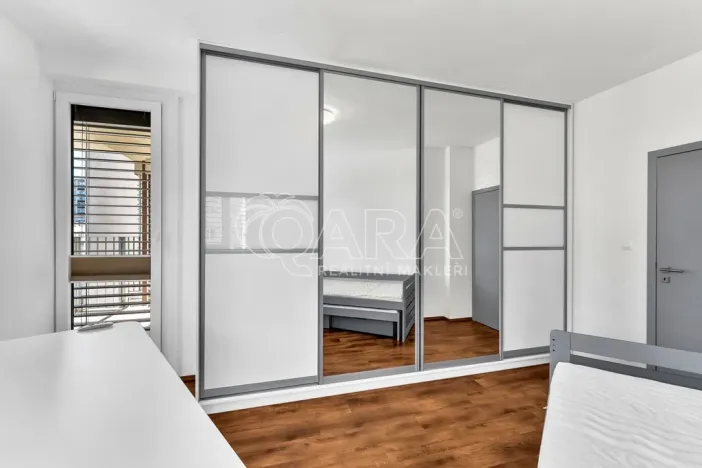 Pronájem bytu 3+kk, Praha - Vršovice, U Roháčových kasáren, 71 m2