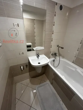 Pronájem bytu 3+1, Neratovice, Dr. E. Beneše, 79 m2