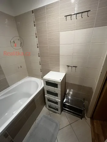 Pronájem bytu 3+1, Neratovice, Dr. E. Beneše, 79 m2