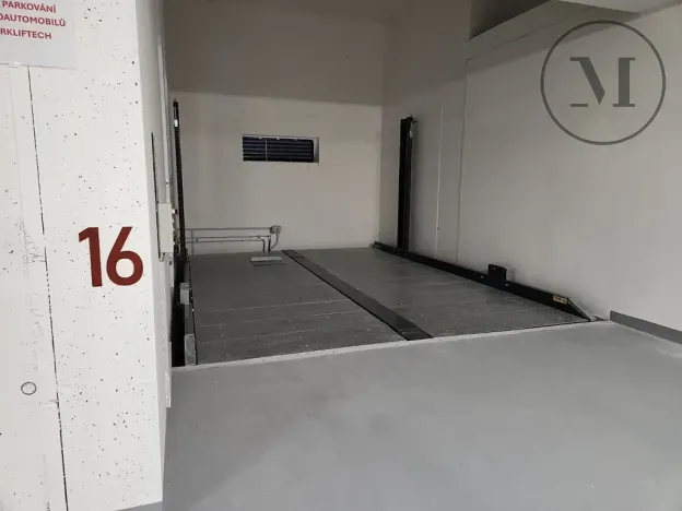 Pronájem bytu 1+kk, České Budějovice, Dobrovodská, 41 m2