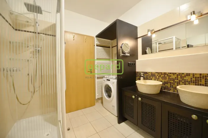 Pronájem bytu 4+kk, Praha, K náhonu, 116 m2