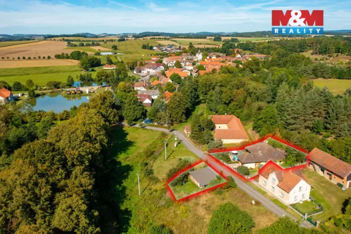 Prodej chalupy, Hajany, 285 m2