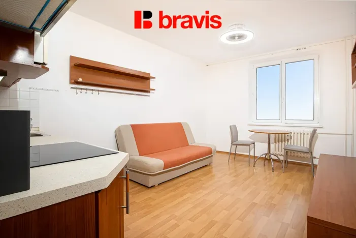 Pronájem bytu 2+kk, Brno - Židenice, Bzenecká, 44 m2