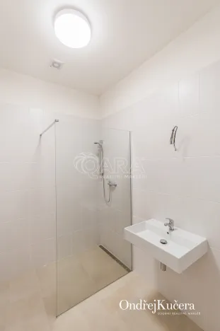 Pronájem bytu 2+kk, Praha - Staré Město, Kaprova, 62 m2