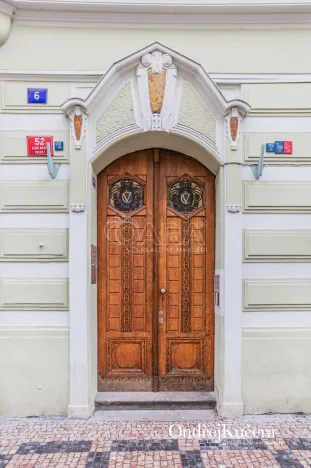 Pronájem bytu 2+kk, Praha - Staré Město, Kaprova, 62 m2