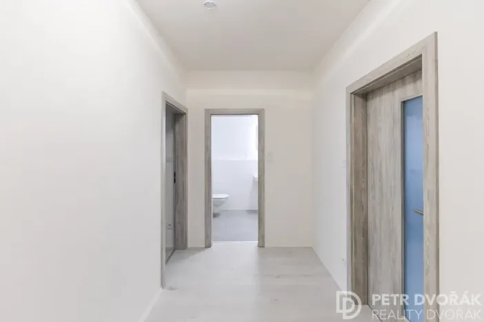 Pronájem bytu 2+kk, Praha - Libeň, Nad Kolčavkou, 55 m2